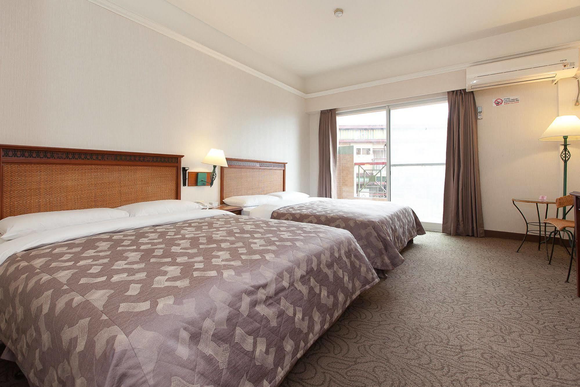 Hoya Hotel Wenquan Bagian luar foto