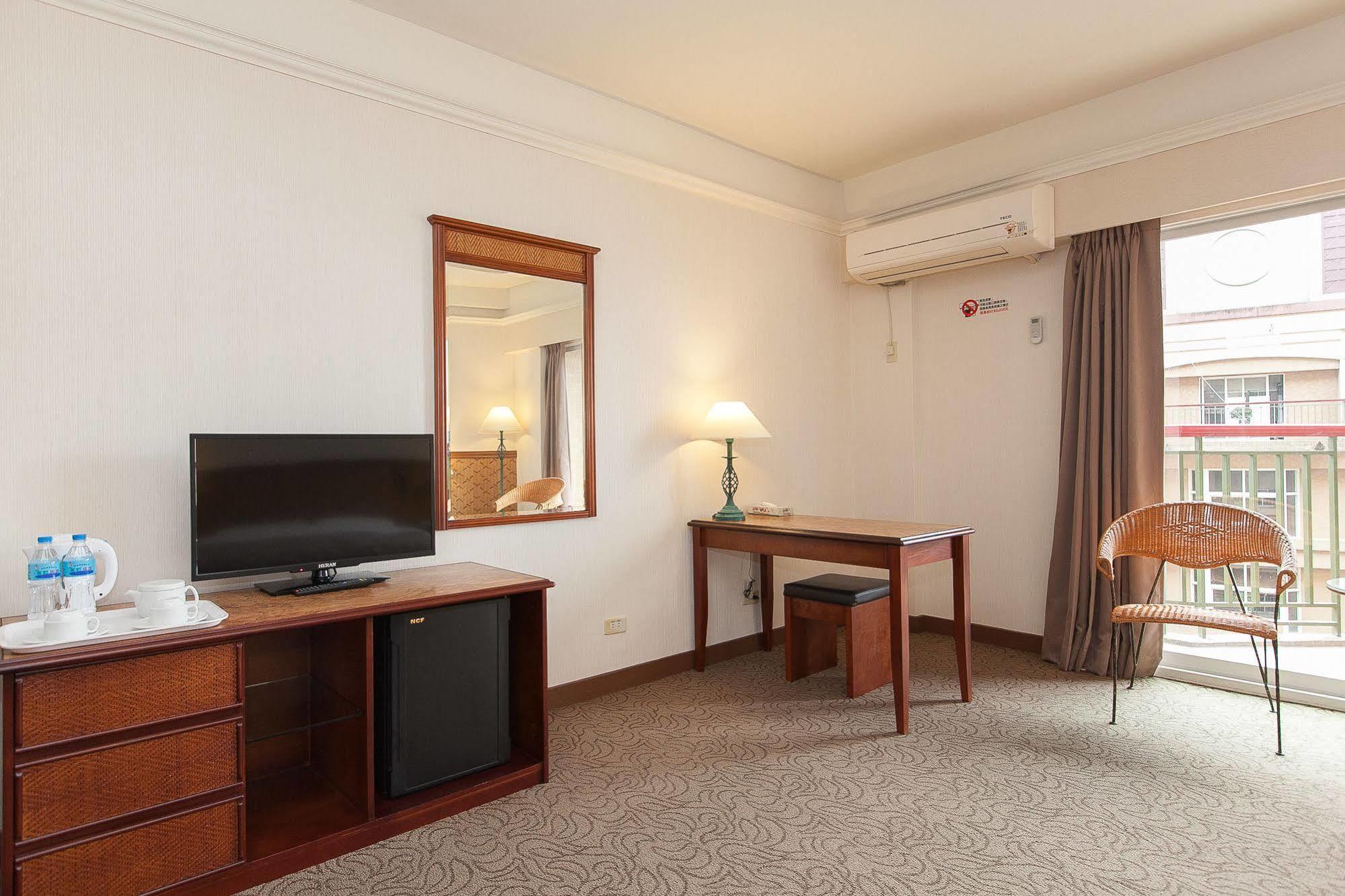 Hoya Hotel Wenquan Bagian luar foto